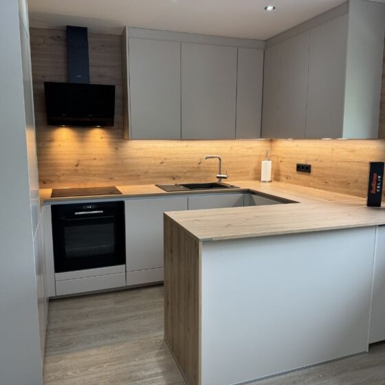 Kuhinja po meri Silbermond DanKuchen Celje